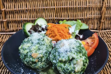 Screenshot_20251210_163645_Lightroom